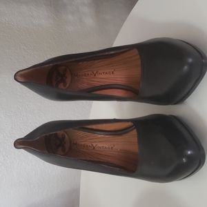 Modern Vintage Black Leather High Heel Pumps